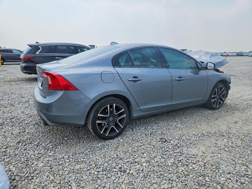 Продажа на аукционе авто 2017 Volvo S60, vin: YV126MFL5H2432075, номер лота: 63704186