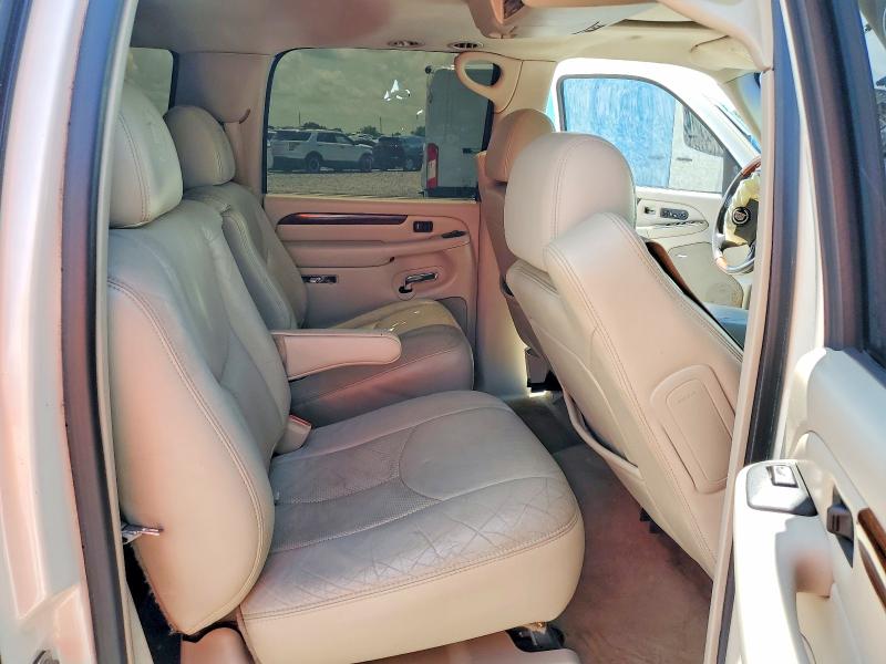 63719536 :رقم المزاد ، 3GYFK66N74G293059 vin ، 2004 Cadillac Escalade مزاد بيع