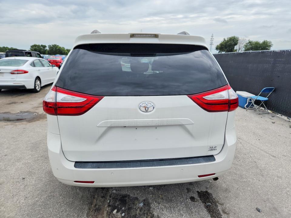 Продажа на аукционе авто 2019 Toyota Sienna, vin: 5TDDZ3DC9KS226292, номер лота: 63579646
