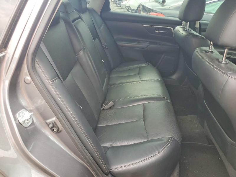 Продаж на аукціоні авто 2018 Nissan Altima, vin: 1N4AL3AP4JC232583, номер лоту: 65694576