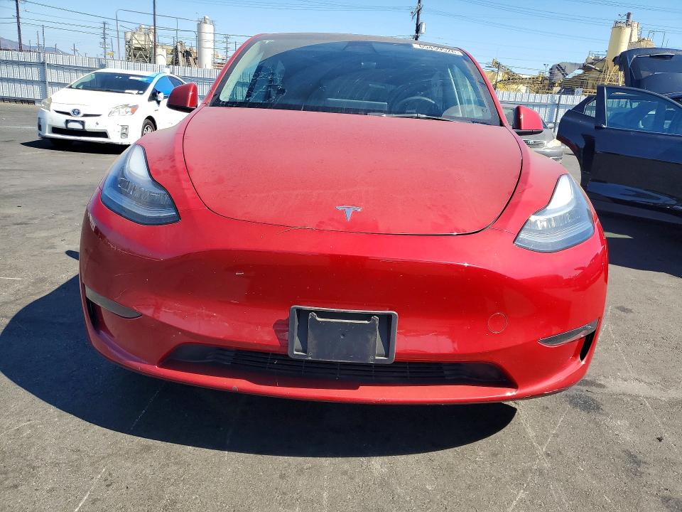 65459526 :رقم المزاد ، 7SAYGDEE6PA053632 vin ، 2023 Tesla Model Y مزاد بيع