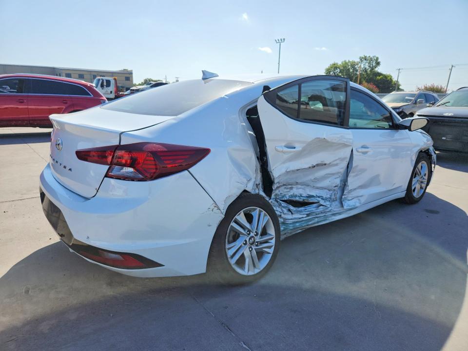 Продажа на аукционе авто 2020 Hyundai Elantra, vin: 5NPD84LF5LH596845, номер лота: 64832176