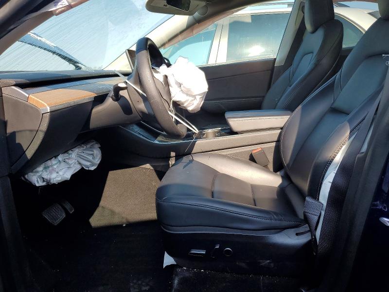 63863076 :رقم المزاد ، 5YJYGDEE5MF065914 vin ، 2021 Tesla Model Y مزاد بيع