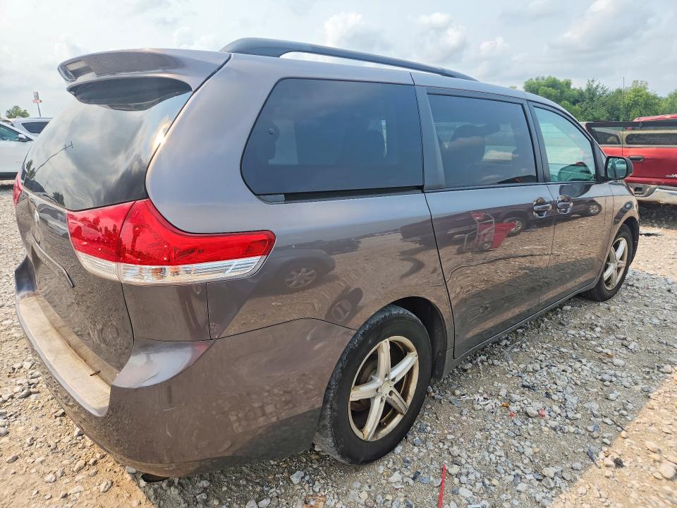 Aukcja sprzedaży 2012 Toyota Sienna, vin: 5TDKK3DC8CS179124, numer aukcji: 64471196