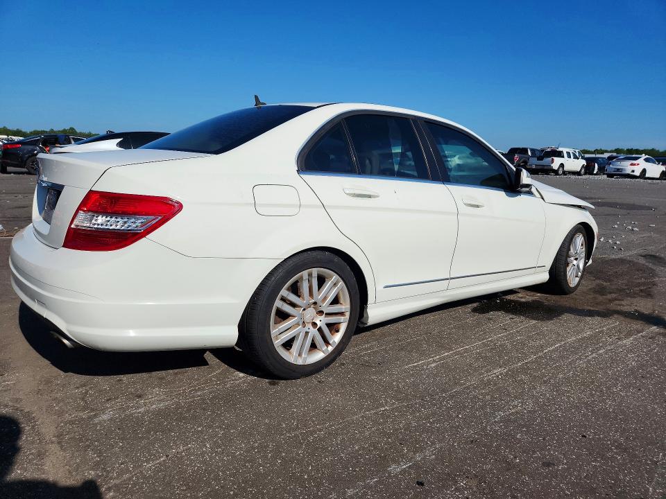 2009 Mercedes-benz C მანქანა იყიდება აუქციონზე, vin: WDDGF54XX9R073179, აუქციონის ნომერი: 64301426