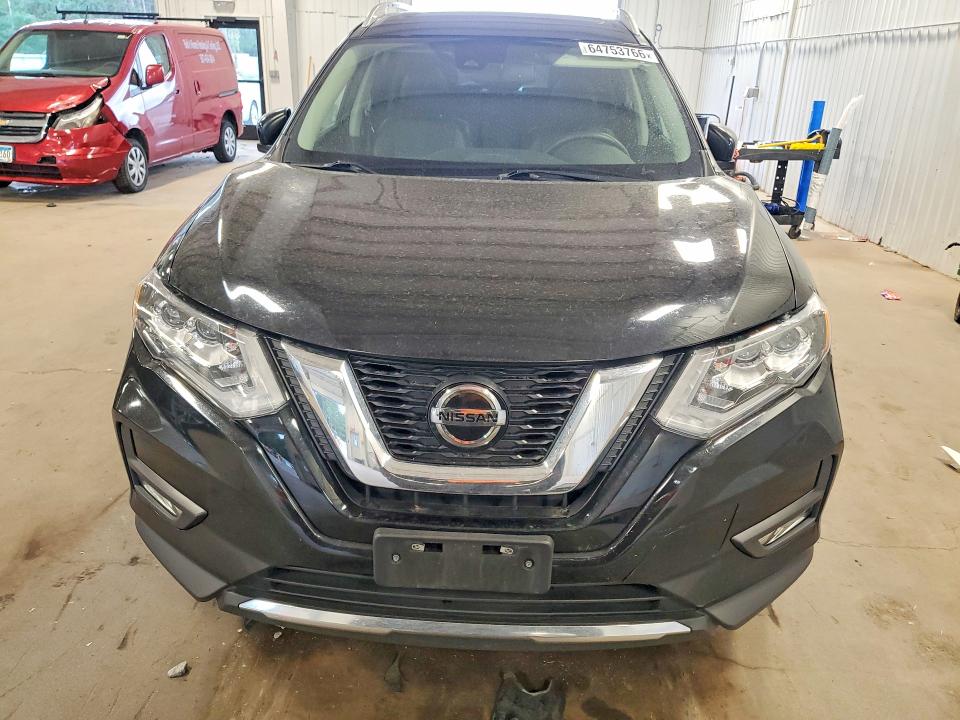 64753766 :رقم المزاد ، 5N1AT2MV8LC771995 vin ، 2020 Nissan Rogue مزاد بيع