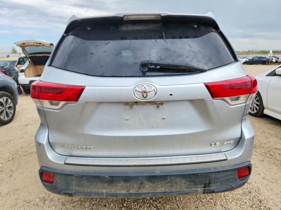 Продаж на аукціоні авто 2018 Toyota Highlander, vin: 5TDBZRFH9JS834346, номер лоту: 64823886