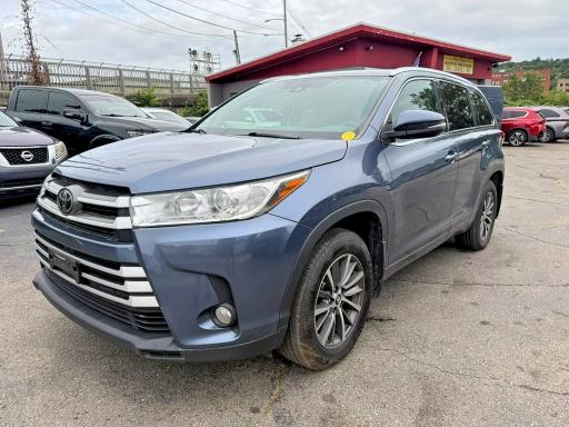 Продажа на аукционе авто 2018 Toyota Highlander, vin: 5TDJZRFH4JS878895, номер лота: 66497016