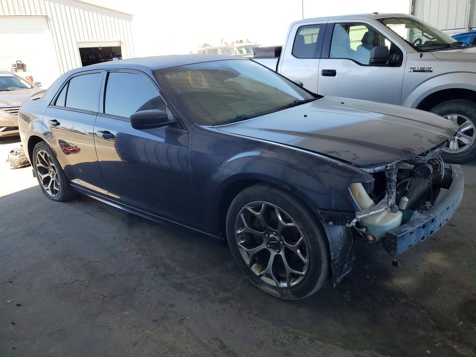63693786 :رقم المزاد ، 2C3CCABT5FH859773 vin ، 2015 Chrysler 300 مزاد بيع