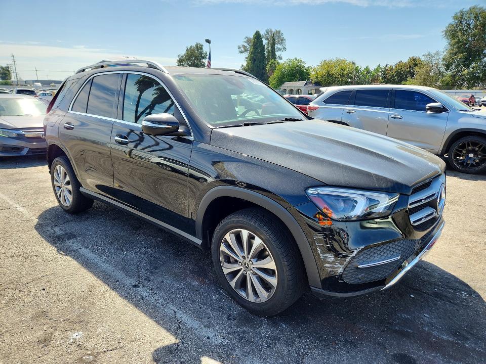 Продажа на аукционе авто 2021 Mercedes-benz Gle, vin: 4JGFB4JB0MA389701, номер лота: 67038256