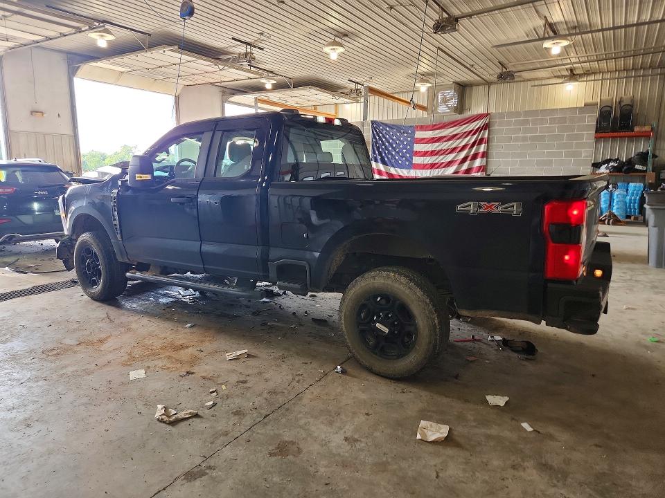 64781806 :رقم المزاد ، 1FT8X2BA1REF11202 vin ، 2024 Ford F250 مزاد بيع
