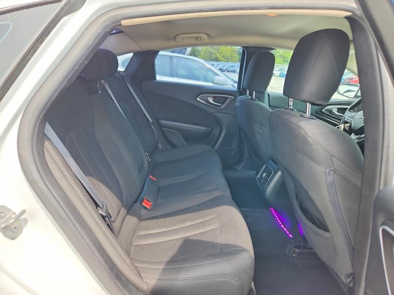 Aukcja sprzedaży 2015 Chrysler 200, vin: 1C3CCCAB5FN648214, numer aukcji: 64387866
