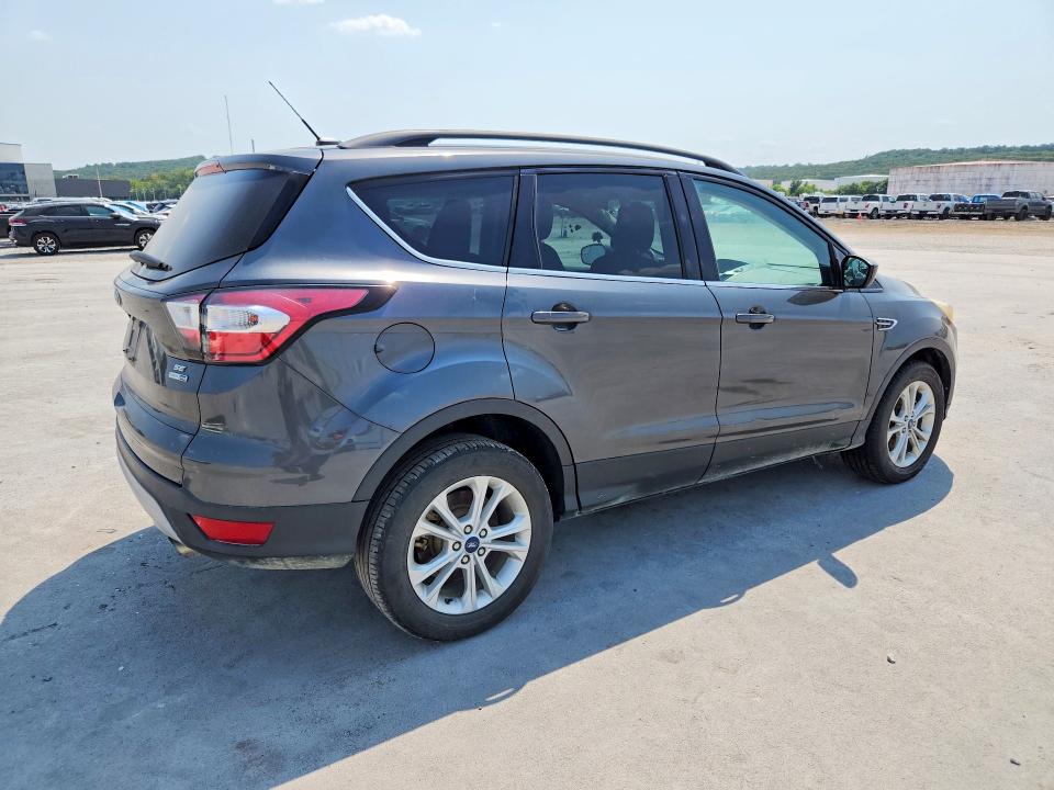 Продажа на аукционе авто 2018 Ford Escape, vin: 1FMCU9GD8JUB36235, номер лота: 64024446
