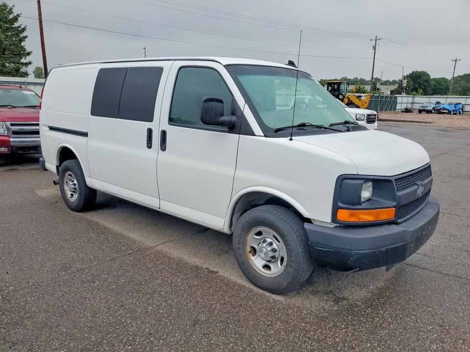 64439576 :رقم المزاد ، 1GCWGAFF5G1220049 vin ، 2016 Chevrolet Express G2500 مزاد بيع