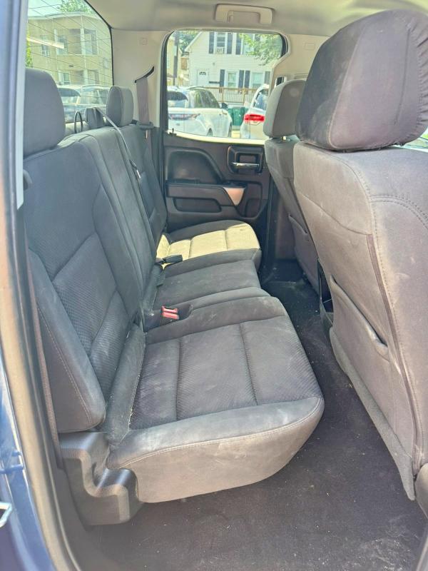 Продаж на аукціоні авто 2017 Chevrolet Silverado, vin: 1GCVKREC8HZ243781, номер лоту: 63797456