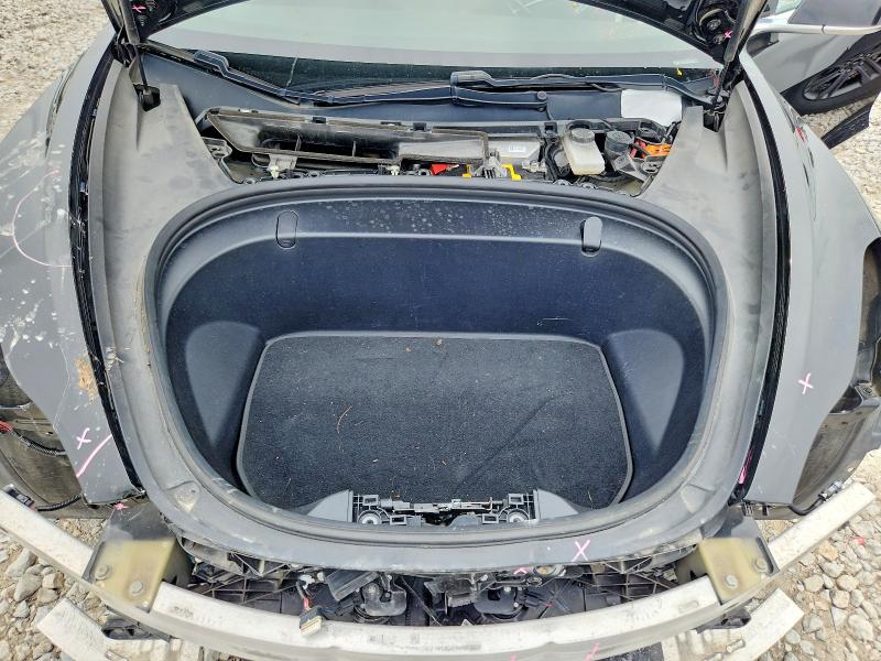 63781626 :رقم المزاد ، 5YJ3E1EA0JF039132 vin ، 2018 Tesla Model 3 مزاد بيع