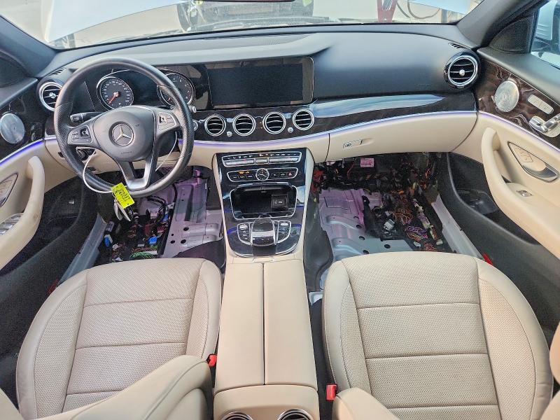 62699796 :رقم المزاد ، WDDZF4JB5HA260855 vin ، 2017 Mercedes-benz E مزاد بيع
