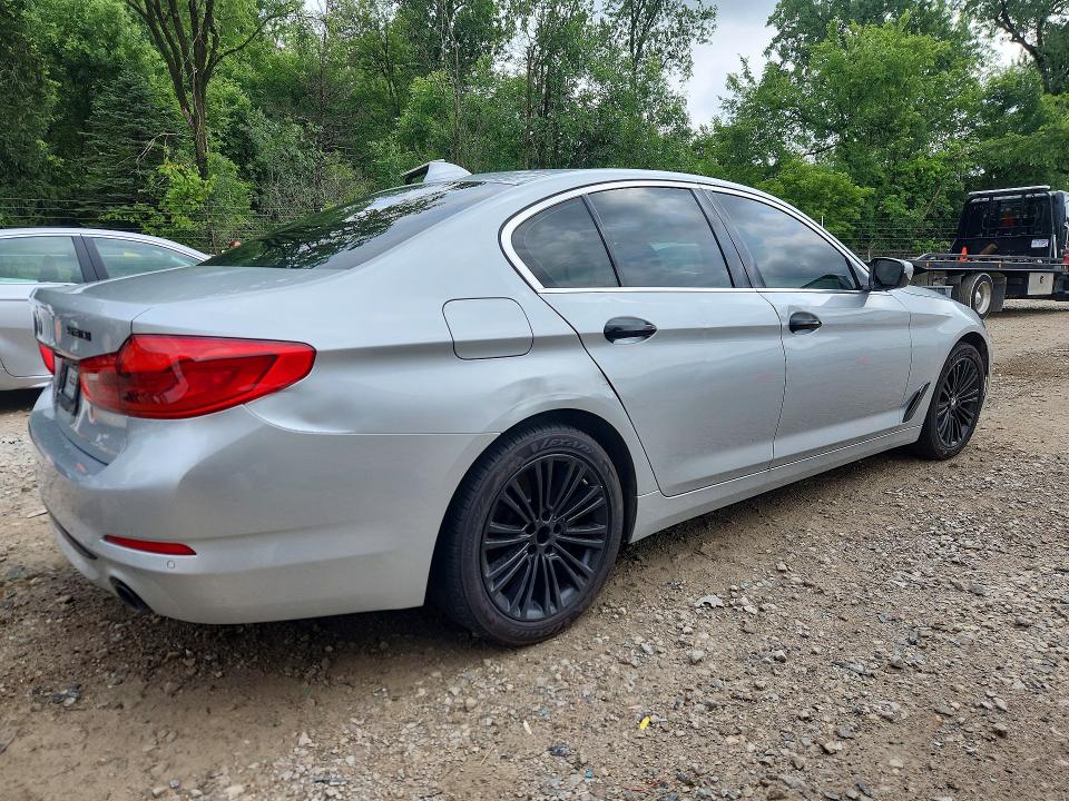 64305126 :رقم المزاد ، WBAJA7C52JWA73967 vin ، 2018 Bmw 530 مزاد بيع