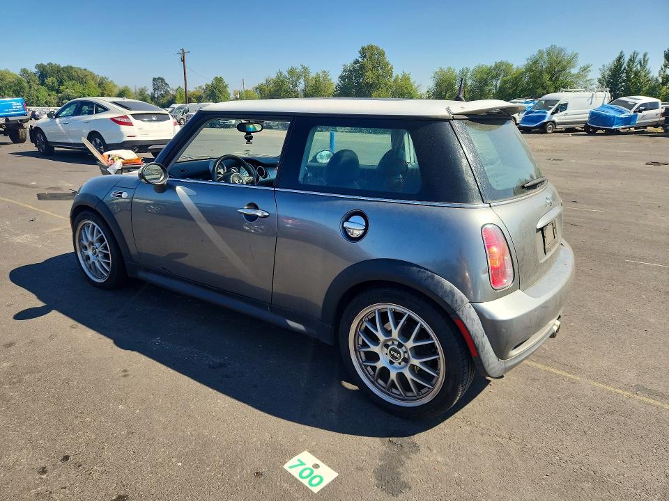 63871856 :رقم المزاد ، WMWRE33494TD85071 vin ، 2004 Mini Cooper مزاد بيع