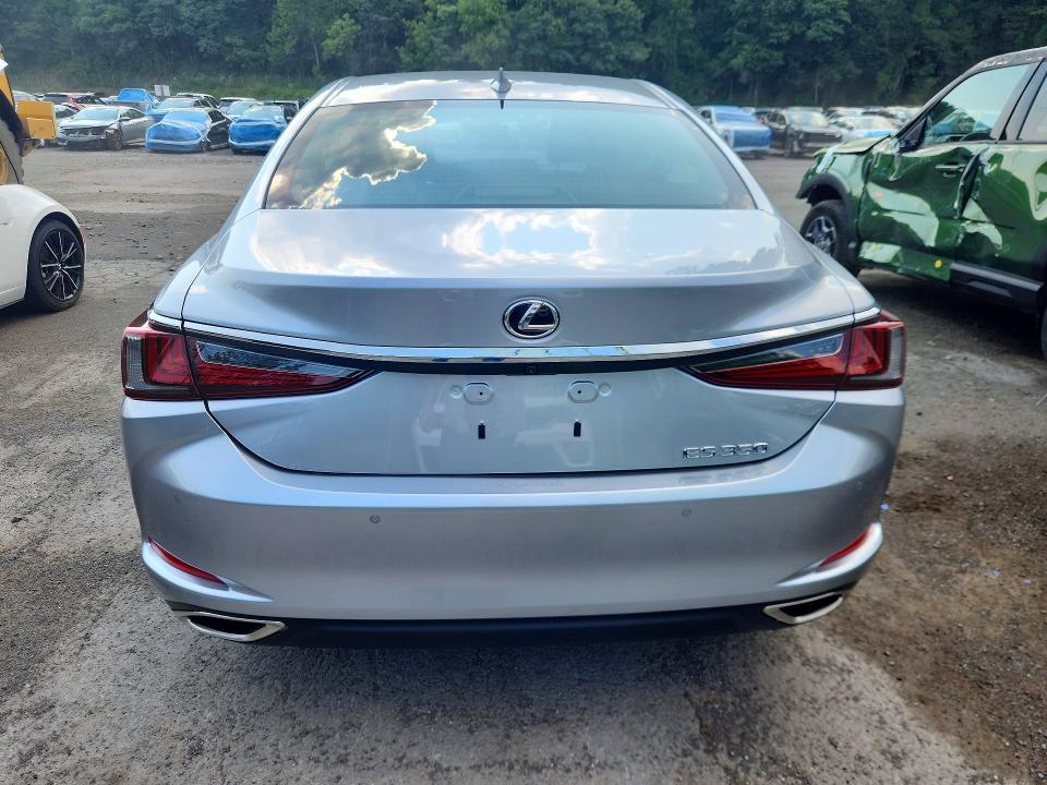 65108776 :رقم المزاد ، 58ADZ1B16SU212565 vin ، 2025 Lexus Es 350 مزاد بيع