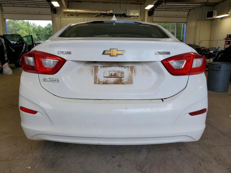 Продажа на аукционе авто 2018 Chevrolet Cruze, vin: 1G1BF5SM5J7101816, номер лота: 65809726