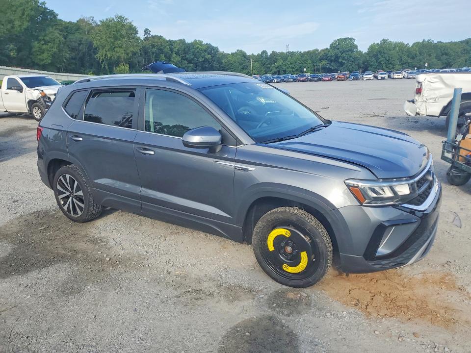 Aukcja sprzedaży 2022 Volkswagen Taos, vin: 3VVLX7B21NM099000, numer aukcji: 64001456