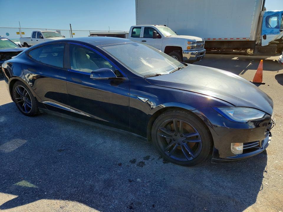 2014 Tesla Model S მანქანა იყიდება აუქციონზე, vin: 5YJSA1H11EFP48094, აუქციონის ნომერი: 67046396