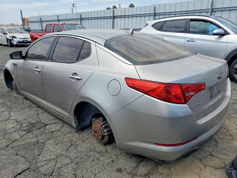 2013 Kia Optima მანქანა იყიდება აუქციონზე, vin: KNAGM4A78D5419712, აუქციონის ნომერი: 64480476