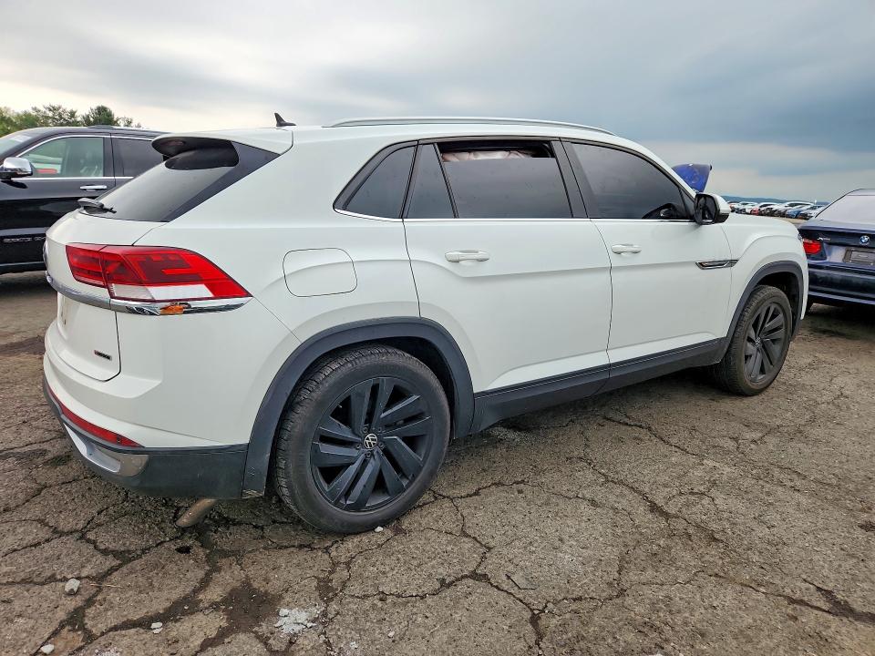 Продажа на аукционе авто 2021 Volkswagen Atlas Cross Sport, vin: 1V2KE2CAXMC233025, номер лота: 66048676