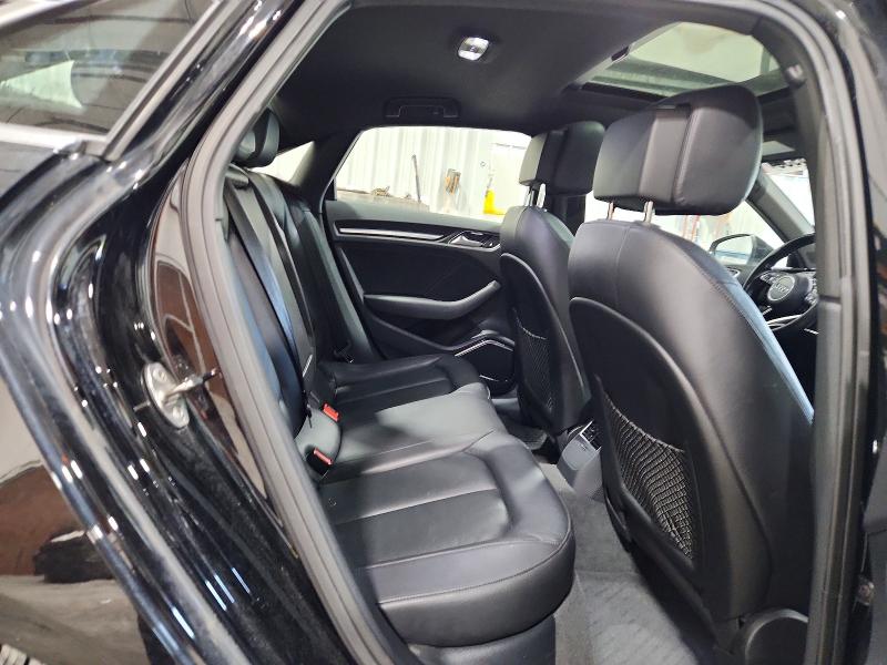 Продажа на аукционе авто 2018 Audi A3, vin: WAUJ8GFF6J1036947, номер лота: 64986956