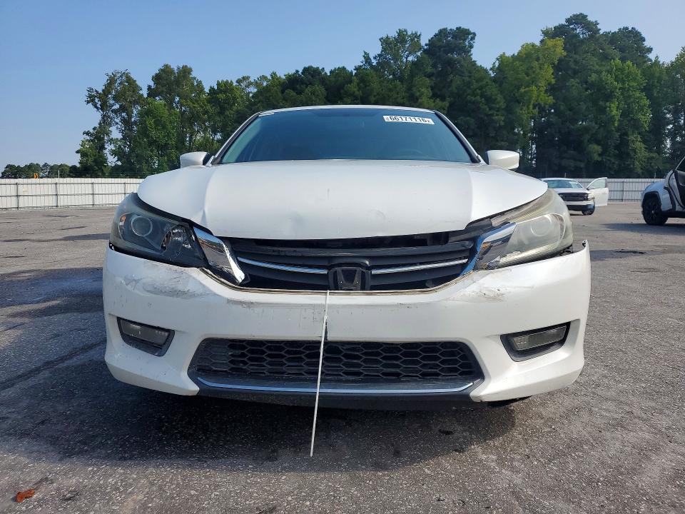 66171116 :رقم المزاد ، 1HGCR2F57EA120625 vin ، 2014 Honda Accord مزاد بيع