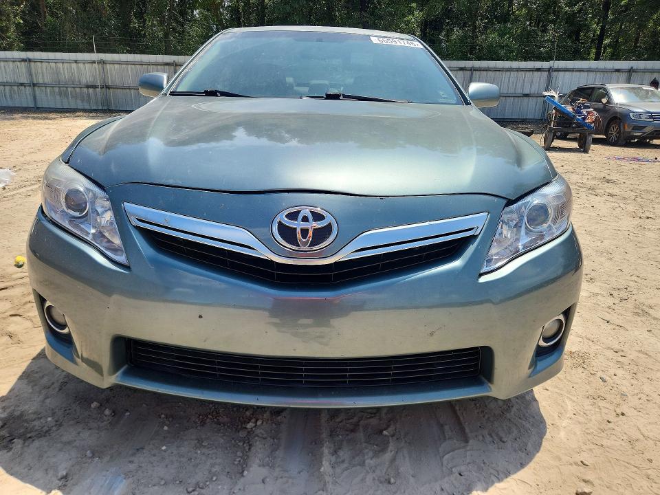 65591746 :رقم المزاد ، 4T1BB3EK4BU137772 vin ، 2011 Toyota Camry مزاد بيع