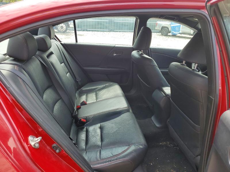Продаж на аукціоні авто 2017 Honda Accord, vin: 1HGCR2F18HA041000, номер лоту: 64638056