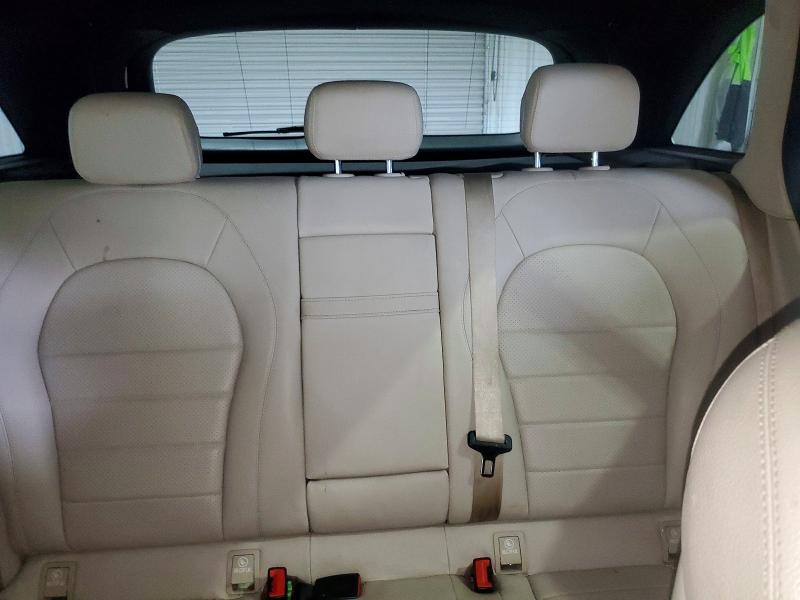 63398616 :رقم المزاد ، WDC0G4KB6JV090982 vin ، 2018 Mercedes-benz Glc مزاد بيع