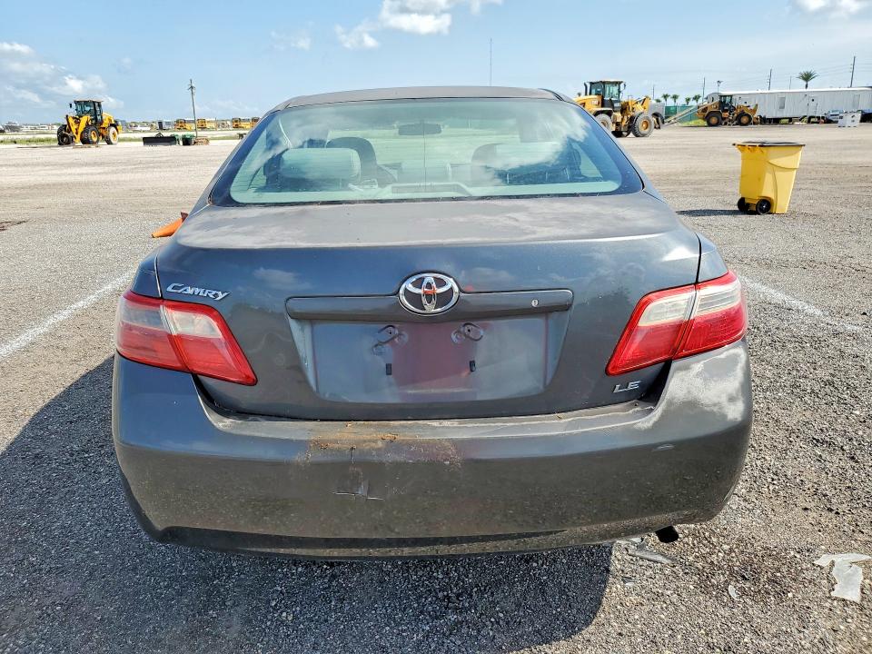 65026506 :رقم المزاد ، 4T1BE46K88U197347 vin ، 2008 Toyota Camry مزاد بيع