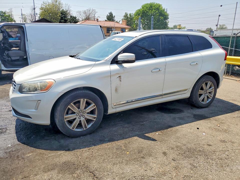 Продажа на аукционе авто 2016 Volvo Xc60, vin: YV4612RK7G2796359, номер лота: 64237496