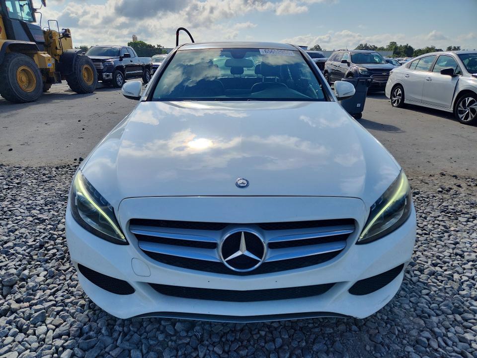 2015 Mercedes-benz C მანქანა იყიდება აუქციონზე, vin: 55SWF4KB1FU015226, აუქციონის ნომერი: 65652956
