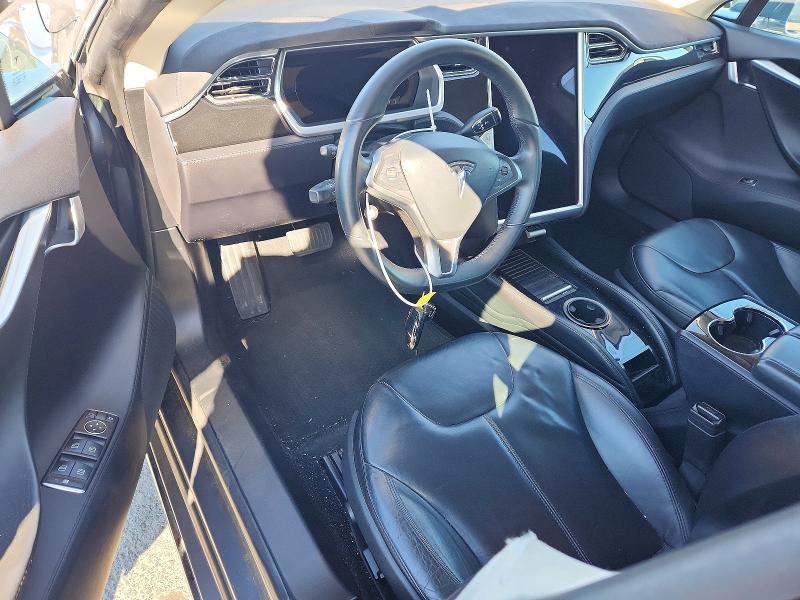 65501856 :رقم المزاد ، 5YJSA1CN4DFP05930 vin ، 2013 Tesla Model S مزاد بيع