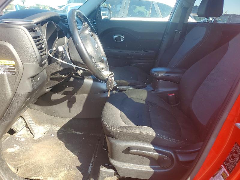 2018 Kia Soul მანქანა იყიდება აუქციონზე, vin: KNDJP3A5XJ7556739, აუქციონის ნომერი: 63687096
