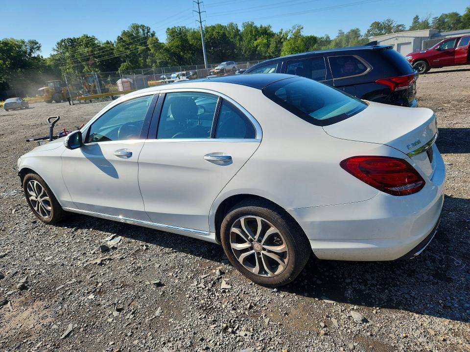 65585176 :رقم المزاد ، 55SWF4KB8FU024750 vin ، 2015 Mercedes-benz C مزاد بيع