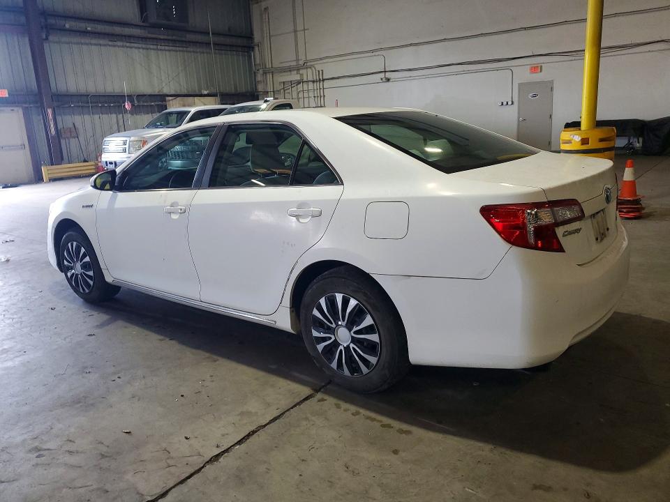 2013 Toyota Camry Hybrid მანქანა იყიდება აუქციონზე, vin: 4T1BD1FK0DU087565, აუქციონის ნომერი: 65240216