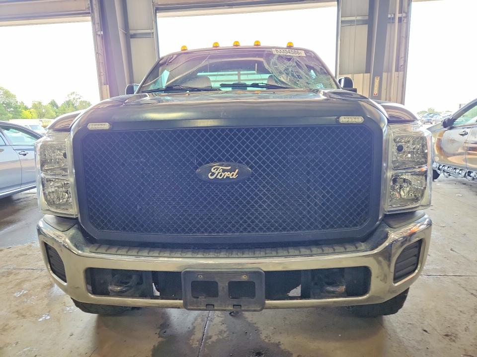 63354586 :رقم المزاد ، 1FTBF2B63BEA07325 vin ، 2011 Ford F250 مزاد بيع