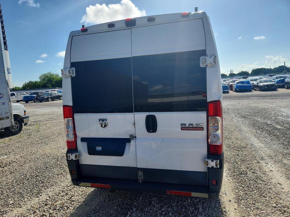 63262926 :رقم المزاد ، 3C6TRVDGXHE525455 vin ، 2017 Ram Promaster 2500 مزاد بيع