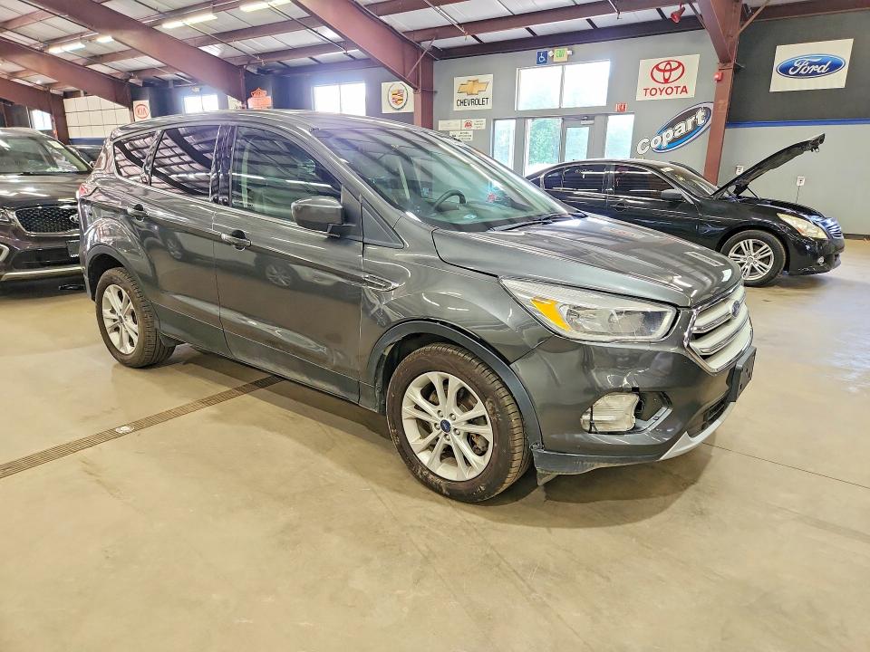 Aukcja sprzedaży 2017 Ford Escape, vin: 1FMCU9GD4HUA17897, numer aukcji: 64983636
