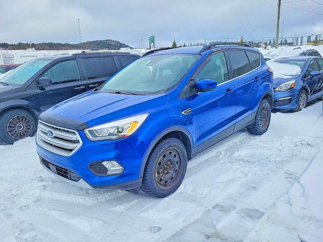 57545536 :رقم المزاد ، 1FMCU9HD4JUC14105 vin ، 2018 Ford Escape مزاد بيع