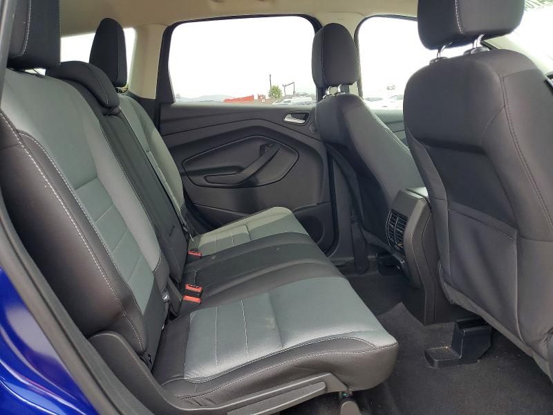 Продаж на аукціоні авто 2016 Ford Escape, vin: 1FMCU0GX0GUB83225, номер лоту: 64704576