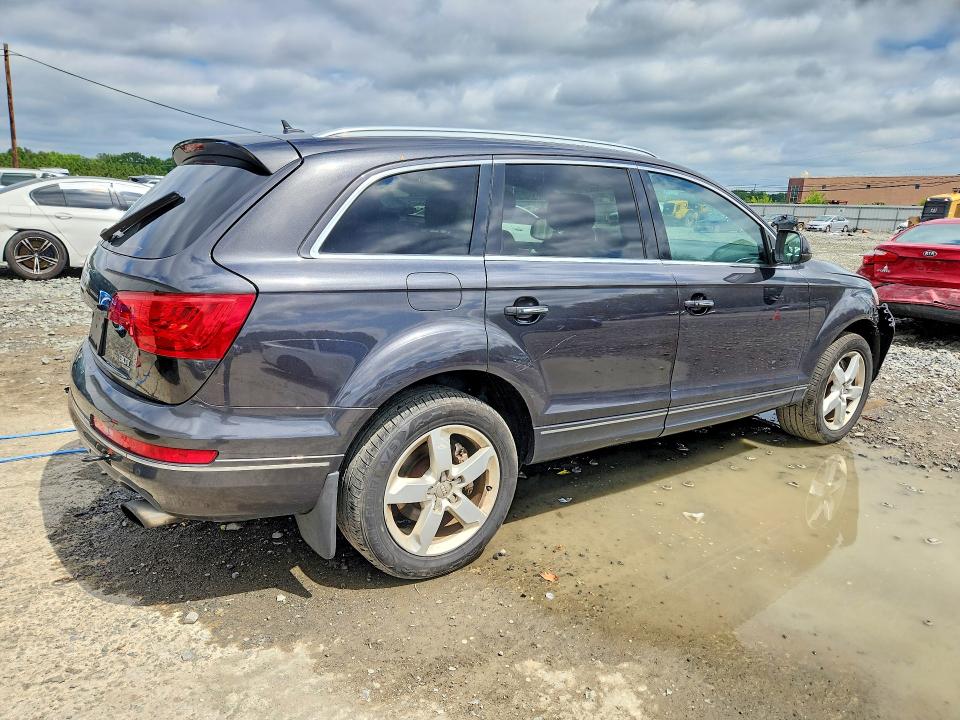 Продаж на аукціоні авто 2015 Audi Q7, vin: WA1LGAFE3FD013418, номер лоту: 63862216