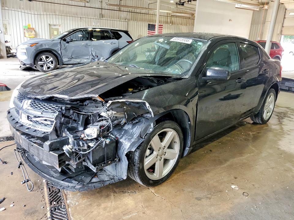 65915986 :رقم المزاد ، 1C3CDZCB3CN133379 vin ، 2012 Dodge Avenger مزاد بيع