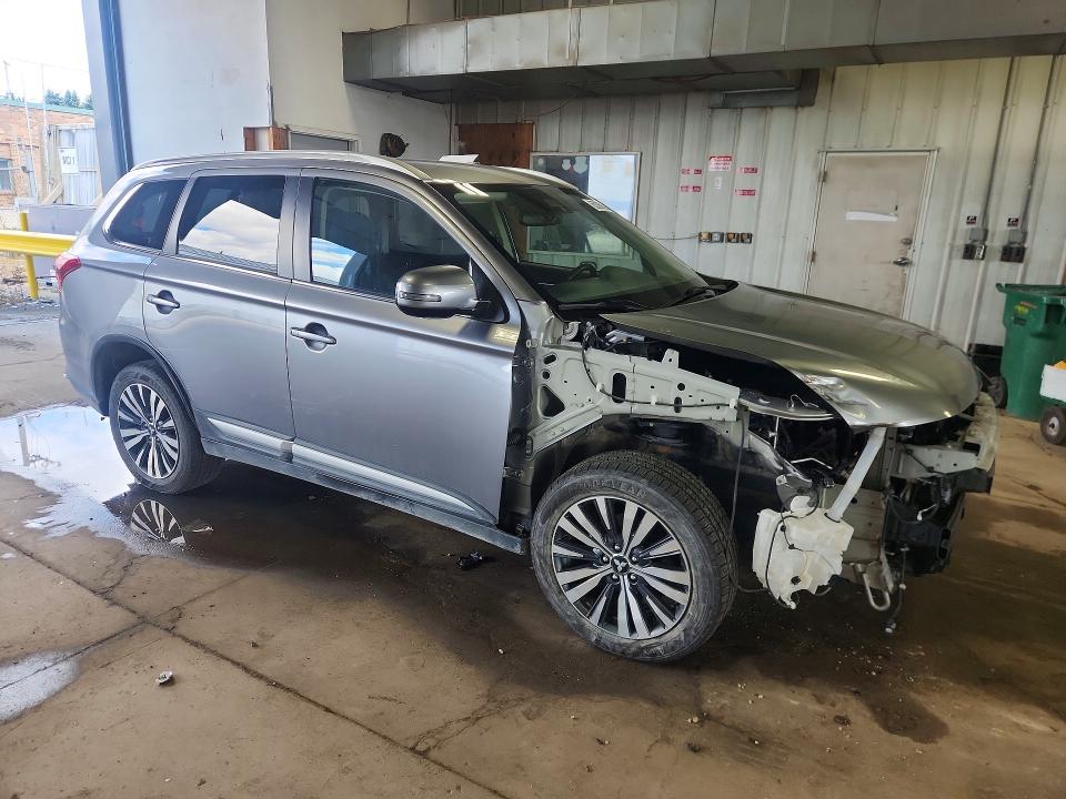 2020 Mitsubishi Outlander მანქანა იყიდება აუქციონზე, vin: JA4AZ3A32LZ036920, აუქციონის ნომერი: 65306926
