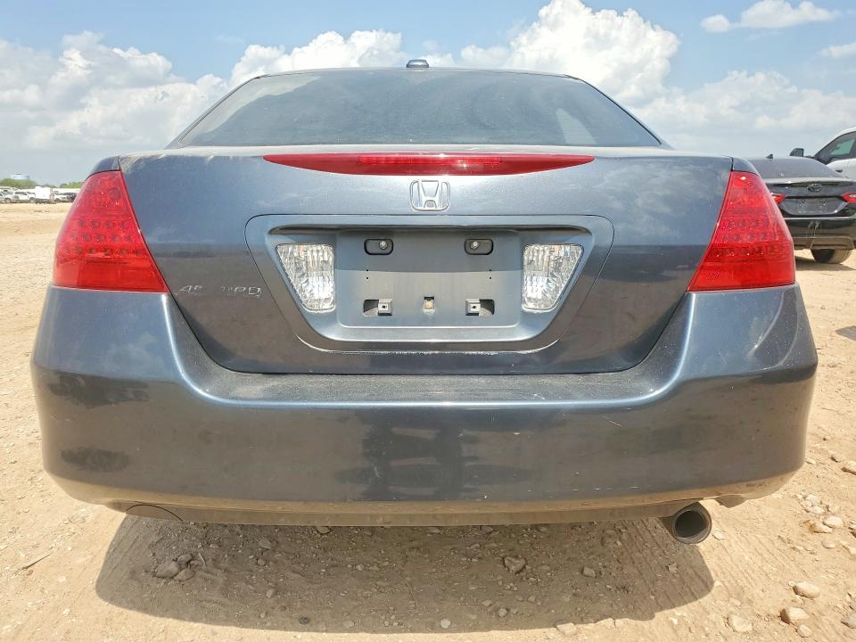 2006 Honda Accord მანქანა იყიდება აუქციონზე, vin: 1HGCM56806A097605, აუქციონის ნომერი: 63879946